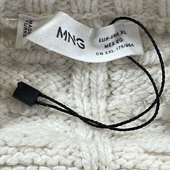 MANGO Women's Jacquard Knitted Sweater White Black Sz XL Fair Isle Cable Knit - Picture 10 of 12